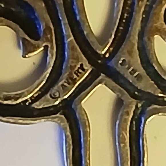 Retired James Avery Open Work Descending Dove Brooch - Picture 2 of 6